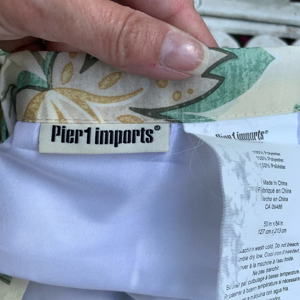 NWOT Pier 1 Tropical Leaf Curtain 4 Panels